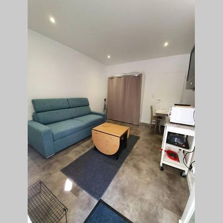 Studio Idealement Situe Au Calme Lorient Exterior foto