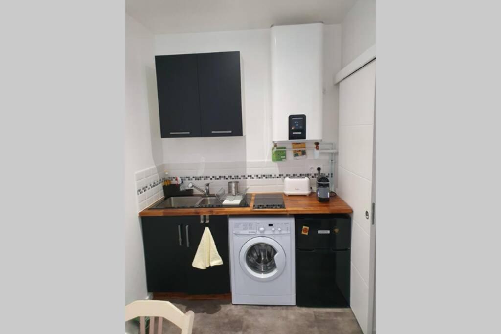 Studio Idealement Situe Au Calme Lorient Exterior foto